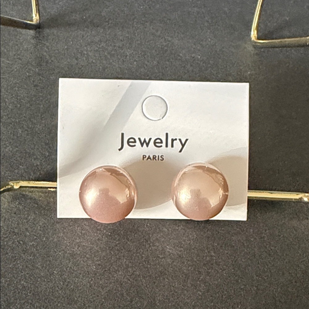 Elegant Pink Stud Earrings